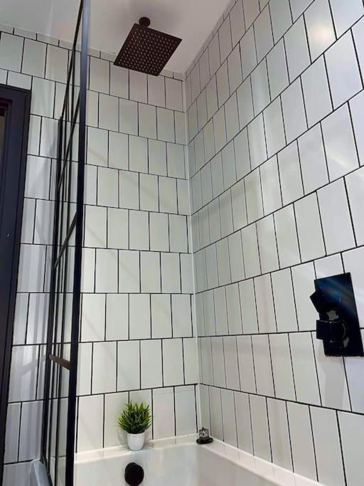 Cityzenretreat - Mezzanine Apartment Sleeps 4 Sheffield City Centre מראה חיצוני תמונה