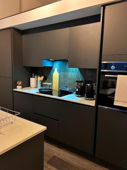 Cityzenretreat - Mezzanine Apartment Sleeps 4 Sheffield City Centre מראה חיצוני תמונה
