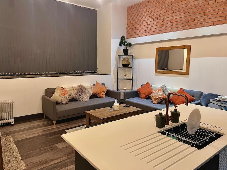 Cityzenretreat - Mezzanine Apartment Sleeps 4 Sheffield City Centre מראה חיצוני תמונה