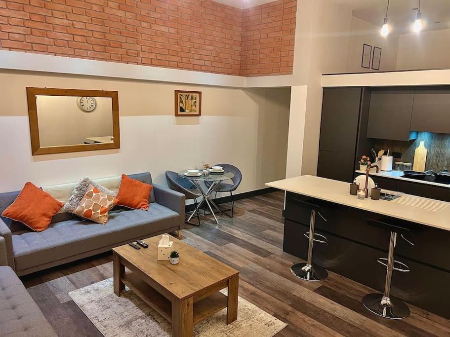 Cityzenretreat - Mezzanine Apartment Sleeps 4 Sheffield City Centre מראה חיצוני תמונה