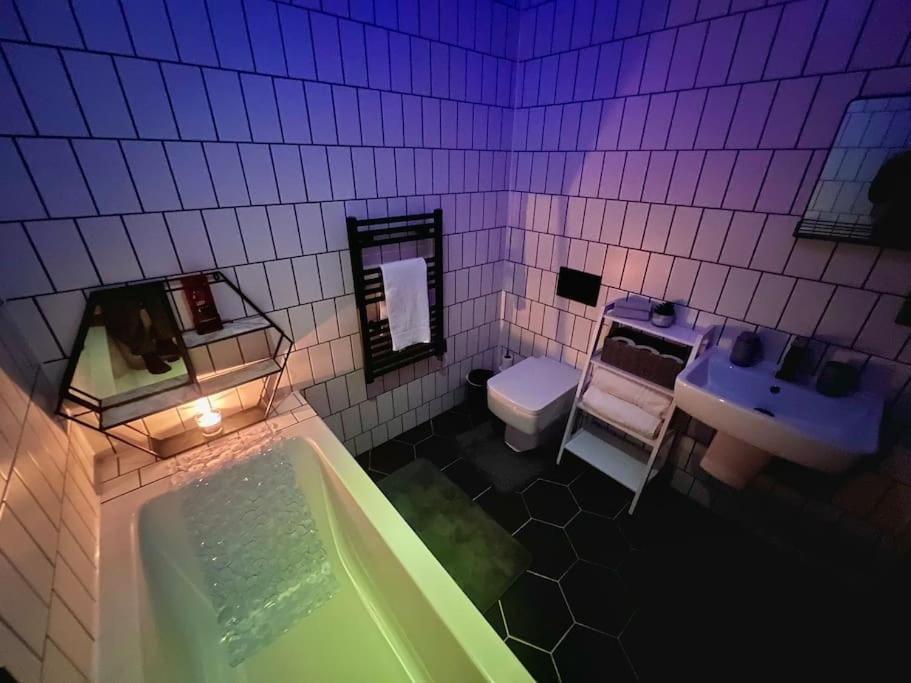 Cityzenretreat - Mezzanine Apartment Sleeps 4 Sheffield City Centre מראה חיצוני תמונה